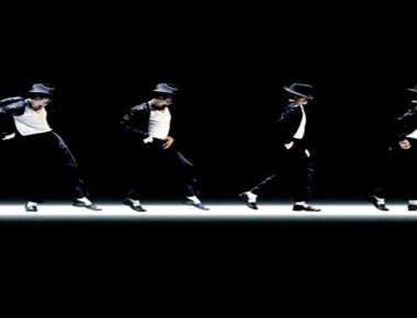 Michael Jackson: Στο «σφυρί» τα παπούτσια από την πρώτη εκτέλεση του «moonwalk»